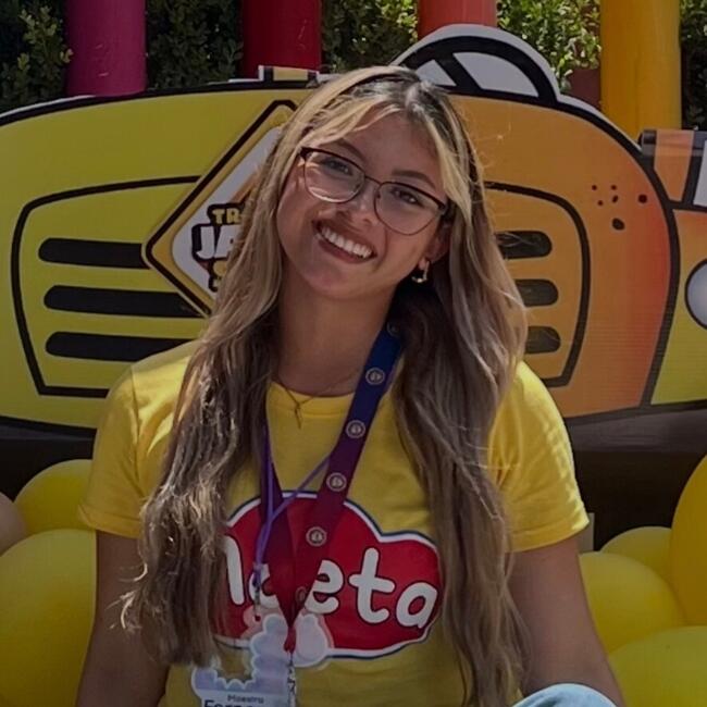 Babysitter in Santa Catarina: Fernanda Montserrat