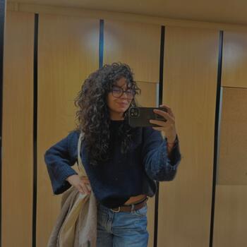 Babysitter in Agen: Aya