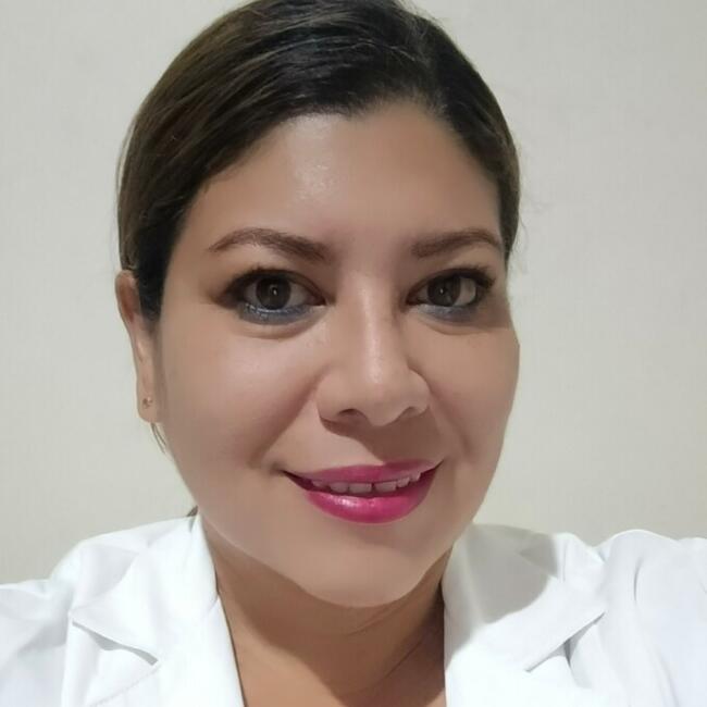 Babysitter in Guayaquil: Carolina