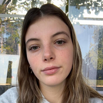 Babysitter in Doornik: Alyssa