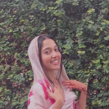 Babysitter in Kochi: Minha