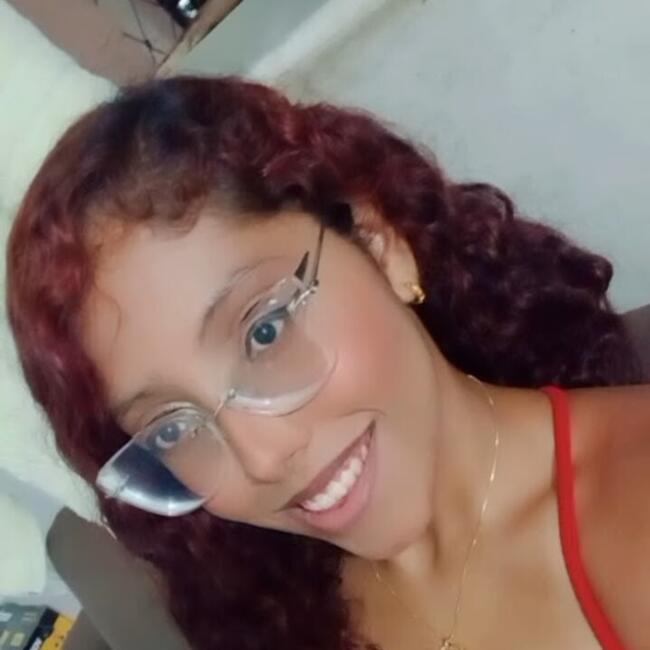 Babysitter in Parnamirim: Letícia