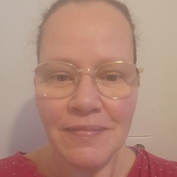 Babysitter Rosny-sur-Seine: MALIKA