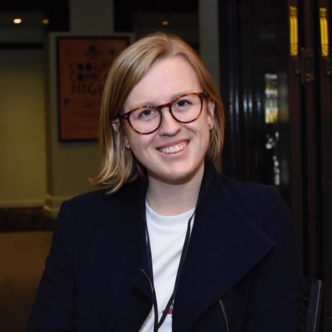 Babysitter in Sydney: Veronica