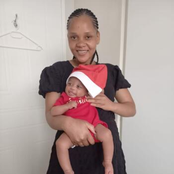 Babysitter in Cape Town: Courage Saizi