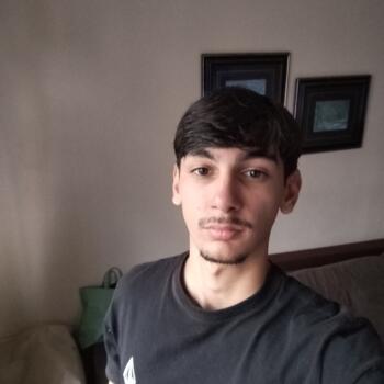 Babysitter in São Vicente: Kevin