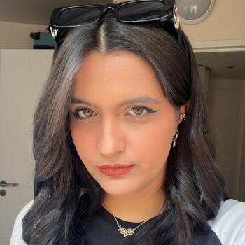 Babysitter in Fontenay-aux-Roses: Tara