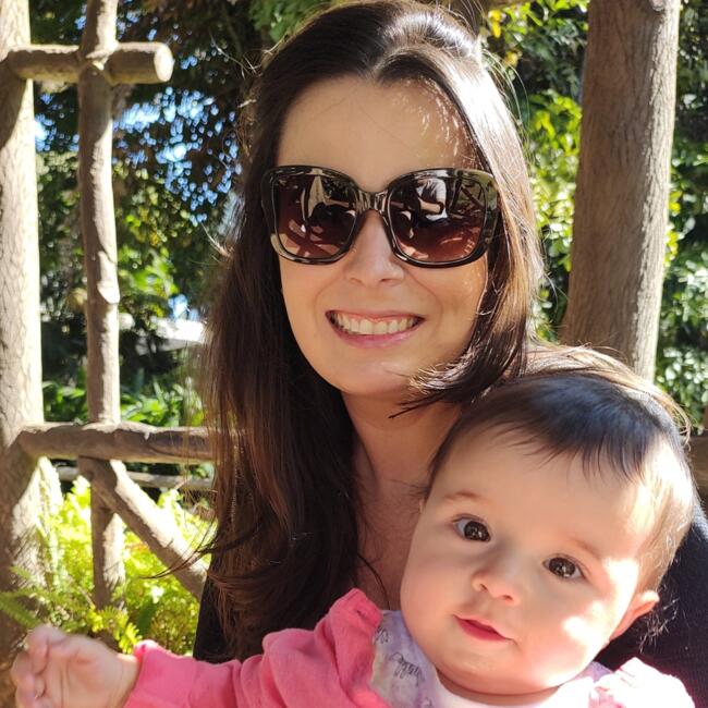 Babysitting job in Niterói: Ana Paula