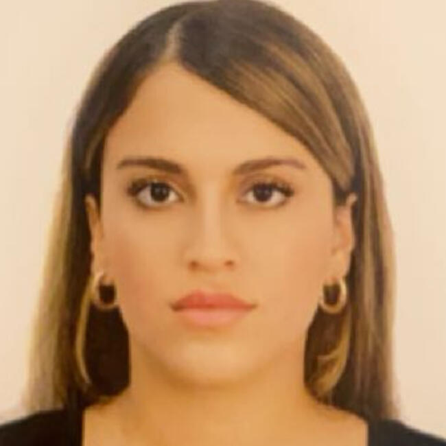 Babysitter in Antony: Manel