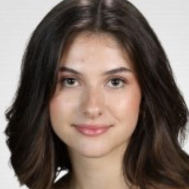 Babysitter in Sierville: Lucie