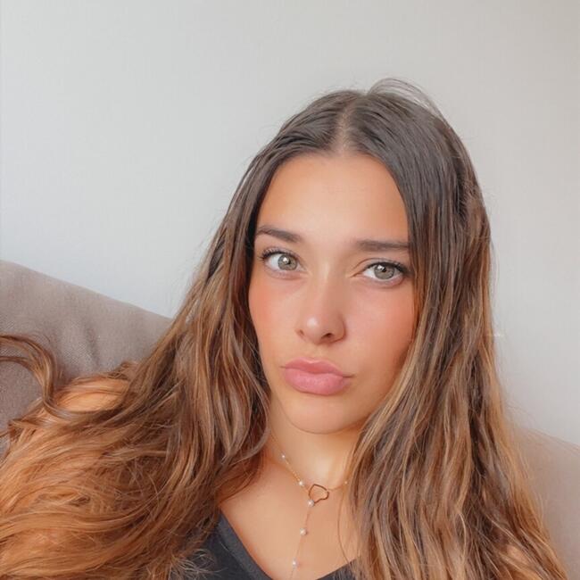 Babysitter in Plaisir: Anais