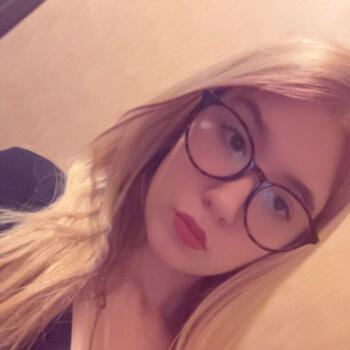 Babysitter in Allemans-du-Dropt: Lucie
