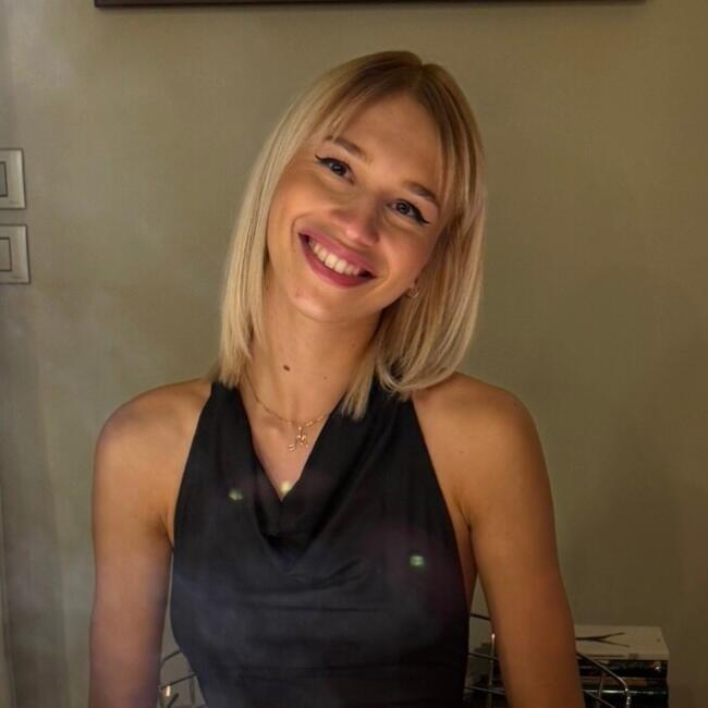 Babysitter in Alba: Chiara