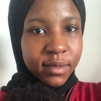 Babysitter in Leigh: Salma
