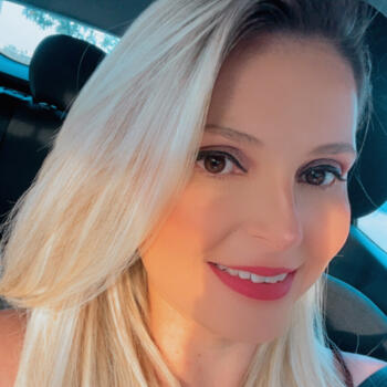 Emprego de babá em Uberlândia: emprego de babá Maryele