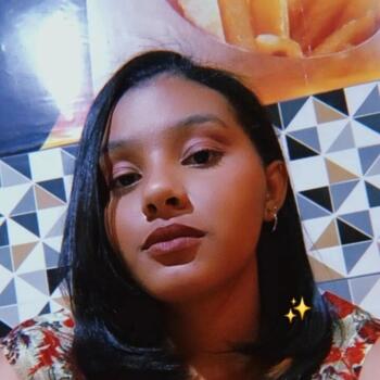 Babysitter in Duque de Caxias: Sofya