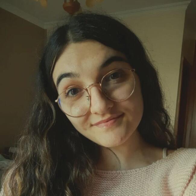 Babysitter in Lousã: Lara