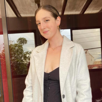 Babysitter in Heredia: Valeria