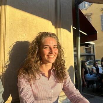 Babysitter in Parma: Francesca