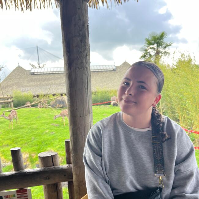 Babysitter in Beauvais: Louisa