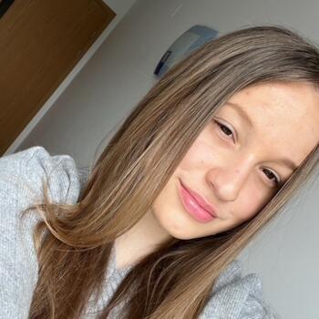 Niñera en Vitoria: Izadi