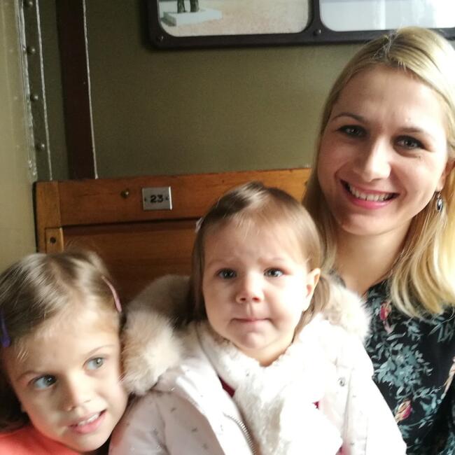 Delo varuške v Maribor: Tina