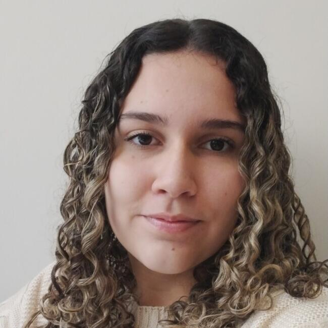 Babysitter in Buenos Aires: Flávia