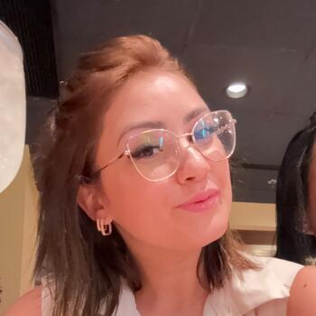 Babysitter in Jandira: Larissa