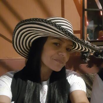 Babysitter in Copacabana: Alejandra
