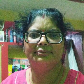 आगरा में बेबीसिटर: Malti