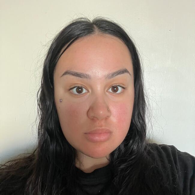 Babá em Hastings: Jahvana