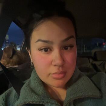 Babysitter in Hastings: Jahvana