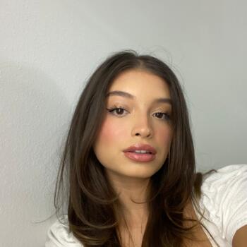 Babysitter in London: Rebecca