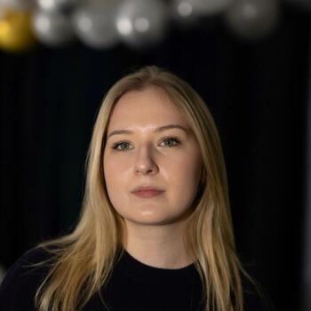 Babysitter in Puteaux: Teodora