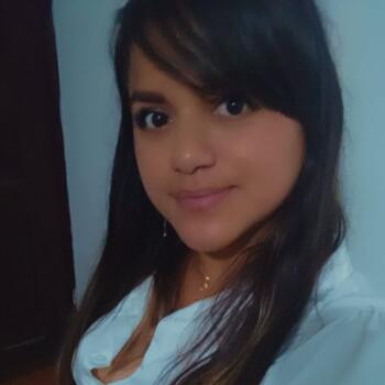 Babysitter in Quito: Carolina