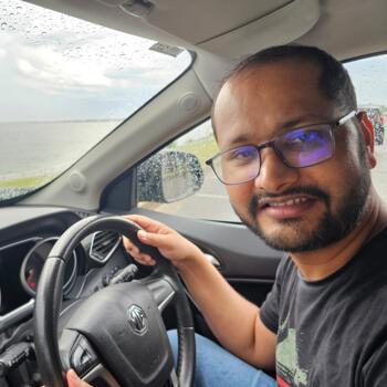 Babysitting job in Sydney: babysitting job Armoghan