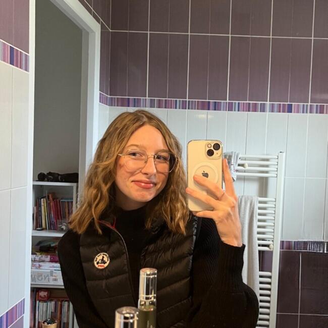 Babysitter in Champrond-en-Gâtine: Lauryne