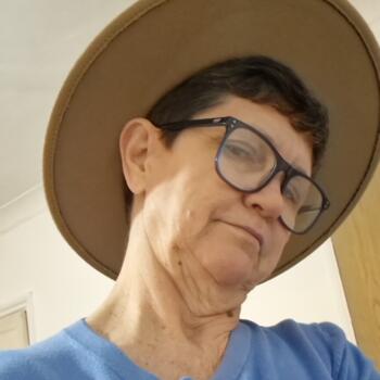 Babysitter in Vila Nova de Gaia: Maria