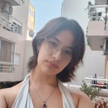 Babysitter in San Fernando: Aylén (Aye)