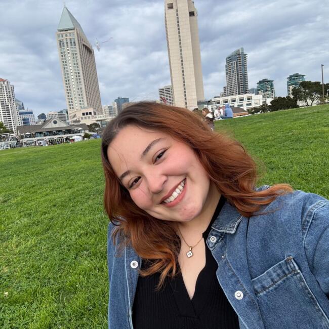 Babysitter in Avondale: Daniela