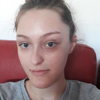 Baby-sitter Bordeaux: Lia