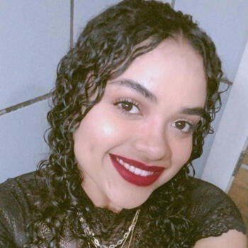 Babá Fortaleza: Clara