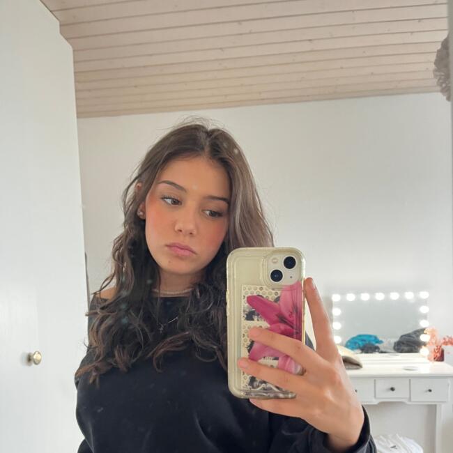 Babysitter in Blonay: Valentina