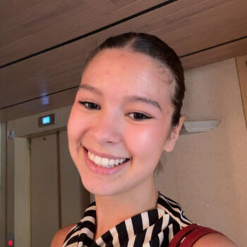 Babysitter in Belfort: Myriam