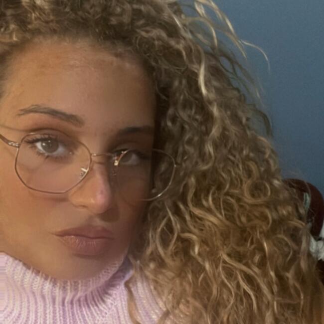 Babysitter in Asnières-sur-Seine: Sabrina