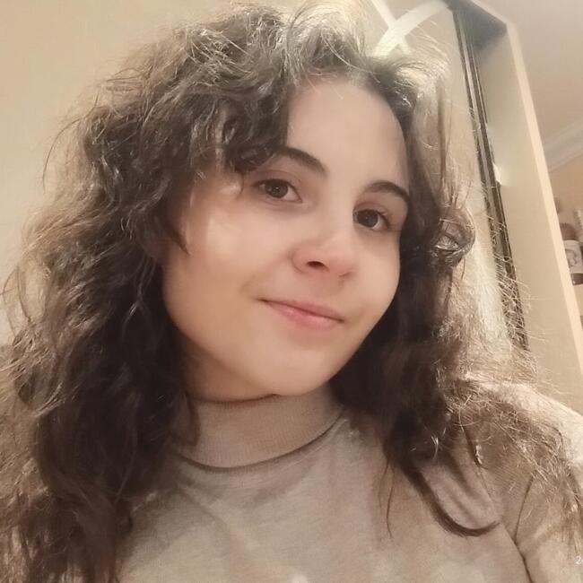 Babysitter in Paşcani: Mădălina