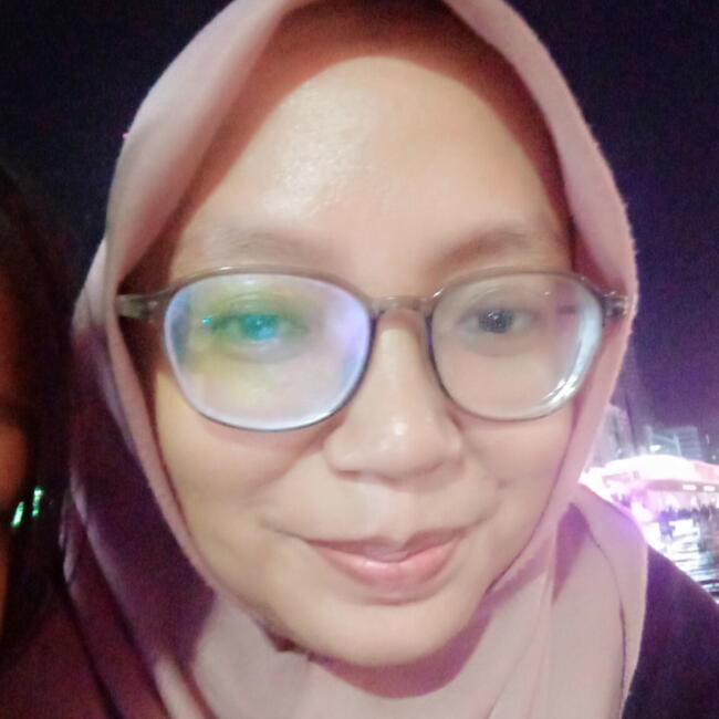 Babysitter in Depok: Siti
