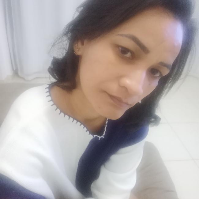 Babysitter in Nova Lima: Marcela