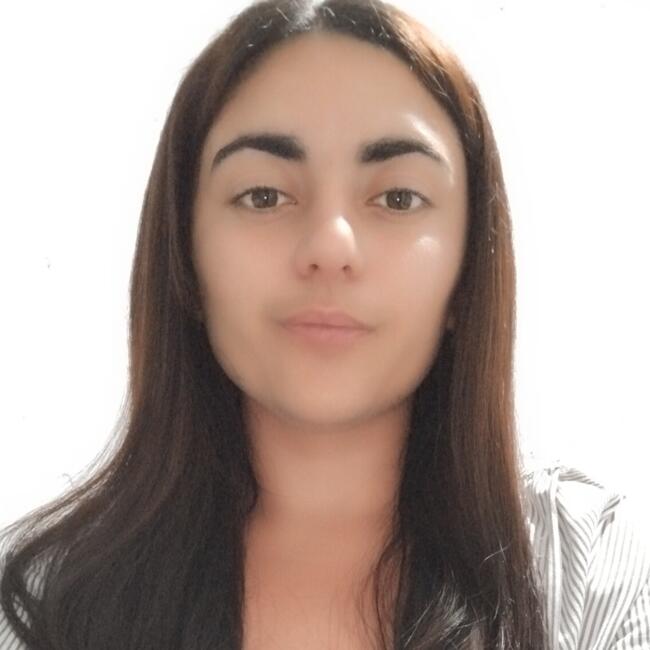 Babysitter in Montevideo: Jessica