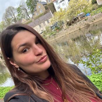 Babysitter Gateshead: Adina Adelina